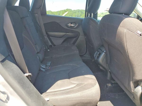 2016 JEEP CHEROKEE LATITUDE FWD