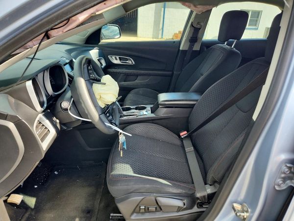 2015 CHEVROLET EQUINOX LS — DENT