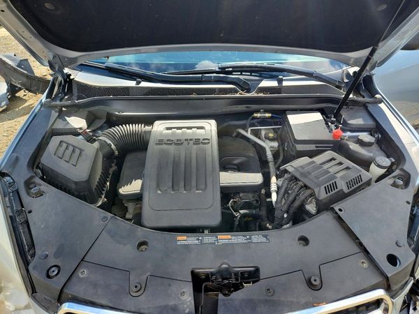 2015 CHEVROLET EQUINOX LS — Engine bay