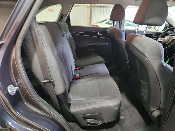2019 KIA SORENTO L, LX, S