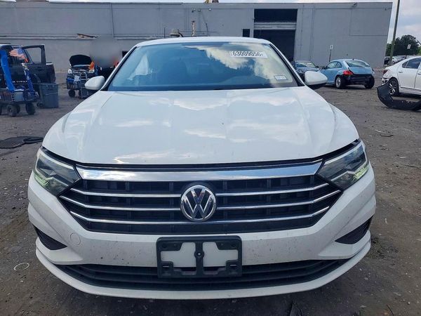 2021 VOLKSWAGEN JETTA S / SE / R-Line