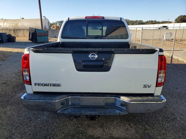 2018 NISSAN FRONTIER