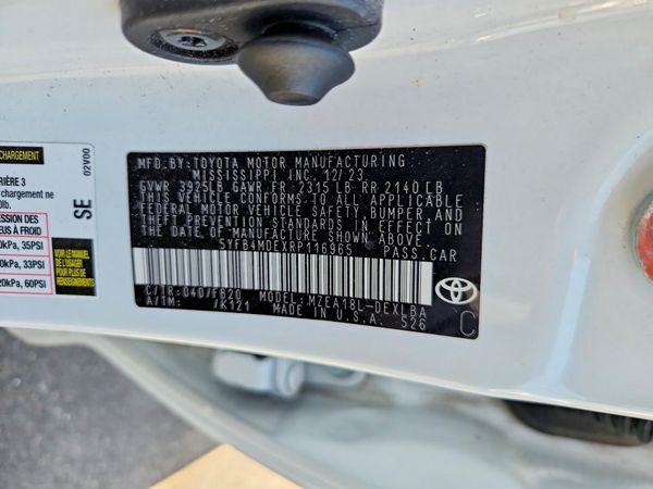 2024 TOYOTA COROLLA