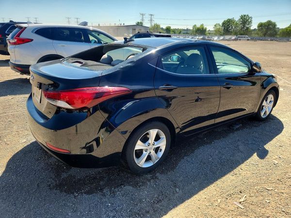 2016 HYUNDAI ELANTRA