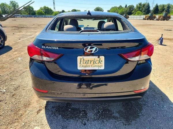 2016 HYUNDAI ELANTRA