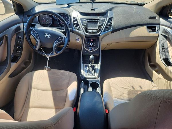 2016 HYUNDAI ELANTRA