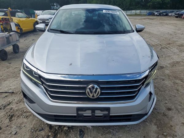 2020 VOLKSWAGEN PASSAT SE