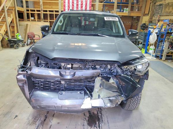 2019 TOYOTA 4RUNNER