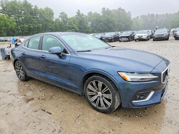 2019 VOLVO S60