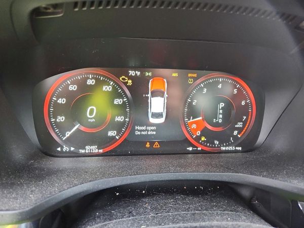 2019 VOLVO S60