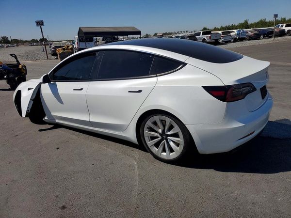 2021 TESLA MODEL 3