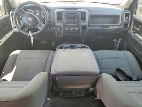 2020 RAM 1500 CLASSIC Tradesman, ST