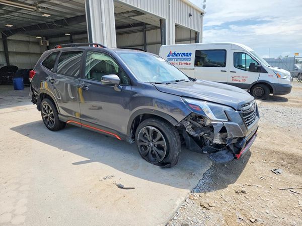 2024 SUBARU FORESTER Sport