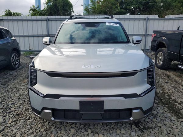 2026 KIA EV9 Wind