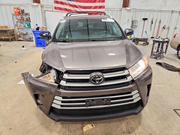 2019 TOYOTA HIGHLANDER SE/XLE