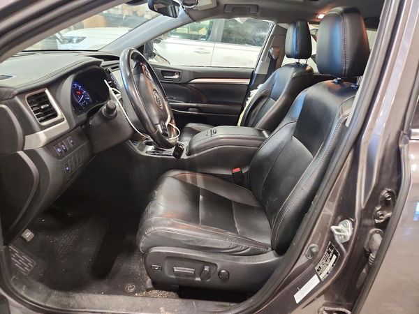 2019 TOYOTA HIGHLANDER SE/XLE