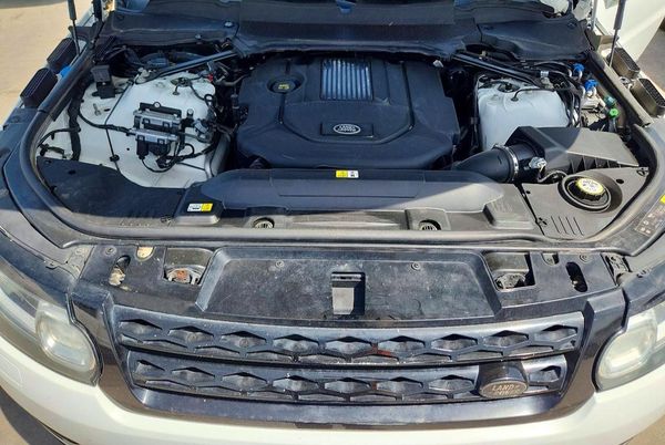 2017 LAND ROVER RANGE ROVER SPORT HSE