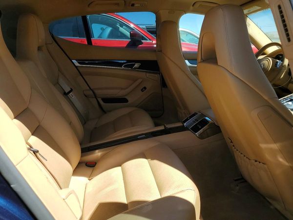 2014 PORSCHE PANAMERA Base (2WD), 4 (4WD)