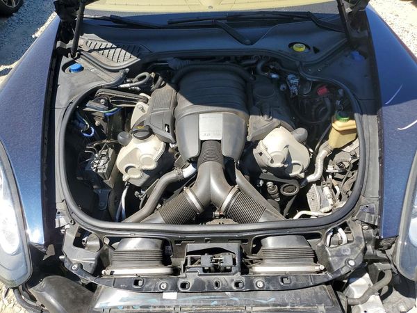 2014 PORSCHE PANAMERA Base (2WD), 4 (4WD)