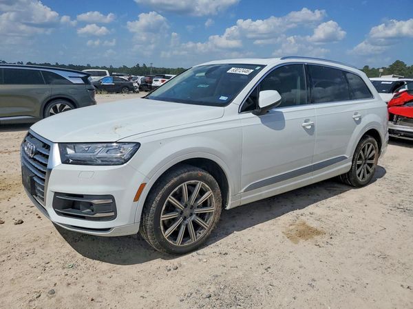 2017 AUDI Q7 quattro Premium Plus