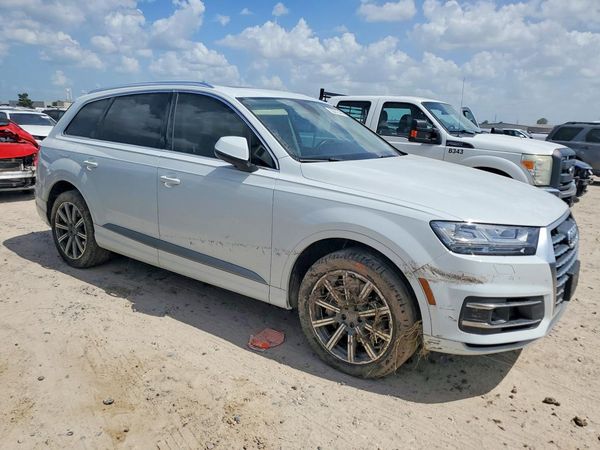 2017 AUDI Q7 quattro Premium Plus