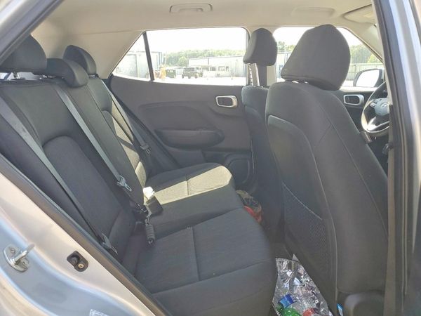 2022 HYUNDAI VENUE SE