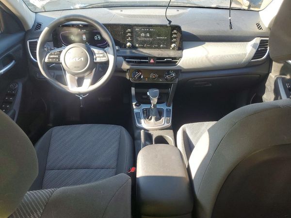 2026 KIA SELTOS LX
