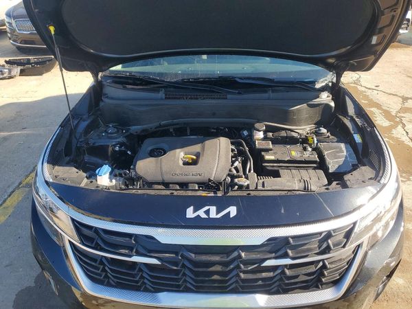 2026 KIA SELTOS LX