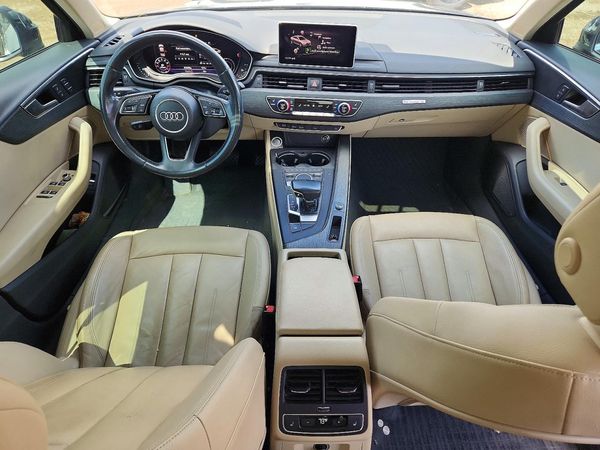 2017 AUDI A4 quattro Premium Plus