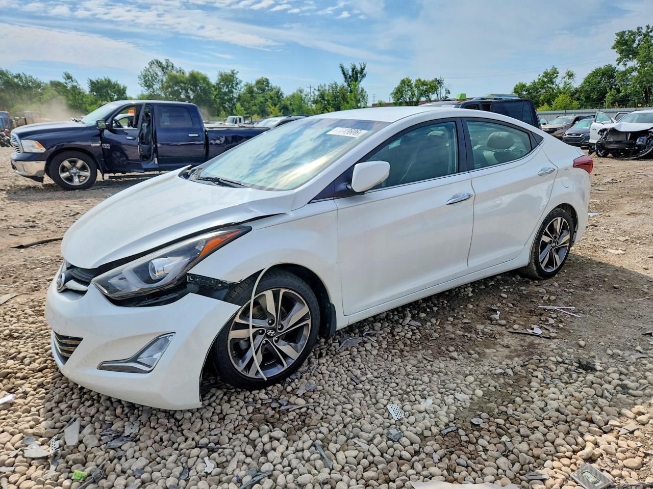 2014 HYUNDAI ELANTRA