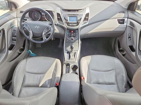 2014 HYUNDAI ELANTRA