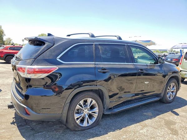 2015 TOYOTA HIGHLANDER