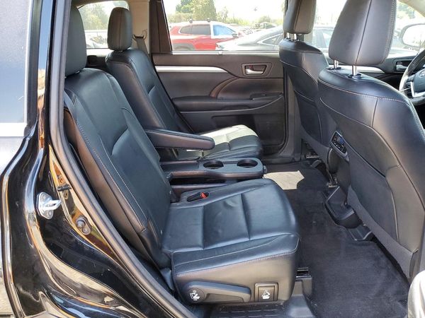 2015 TOYOTA HIGHLANDER