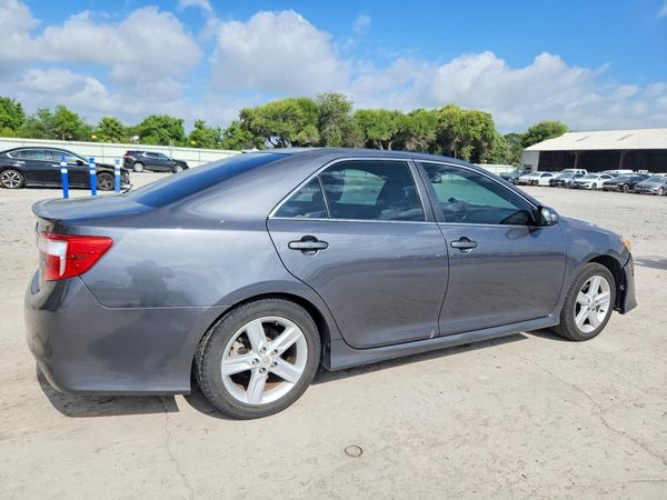 2012 TOYOTA CAMRY