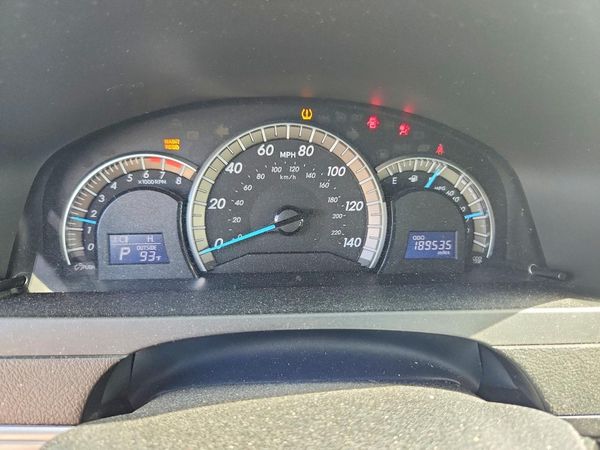 2012 TOYOTA CAMRY