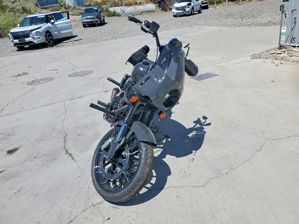 2024 INDIAN MOTORCYCLE CO. MOTORCYCLE