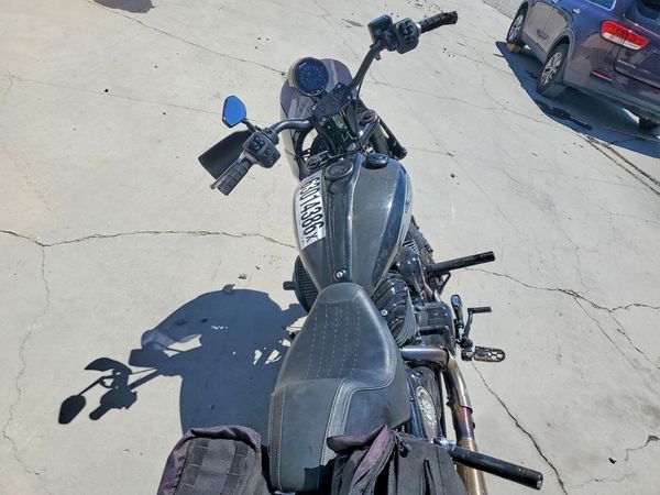 2024 INDIAN MOTORCYCLE CO. MOTORCYCLE