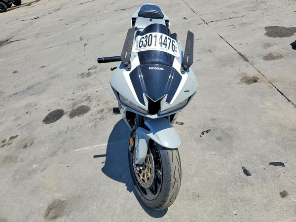 2025 HONDA CBR CYCLE