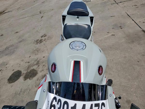 2025 HONDA CBR CYCLE