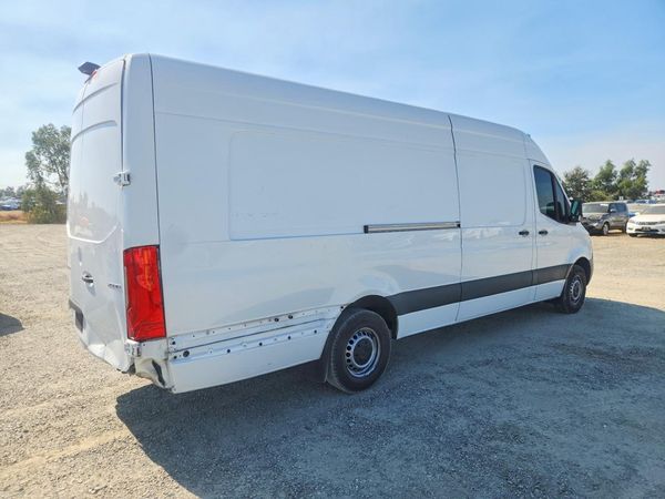 2021 MERCEDES-BENZ SPRINTER 907 (VS30)