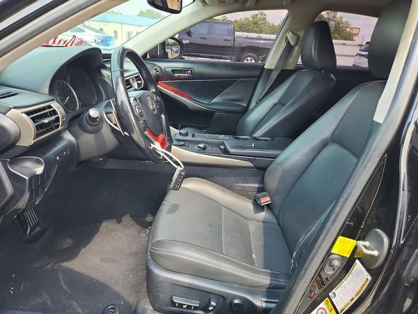 2016 LEXUS IS