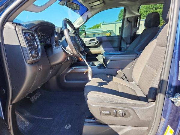 2019 CHEVROLET SILVERADO RST