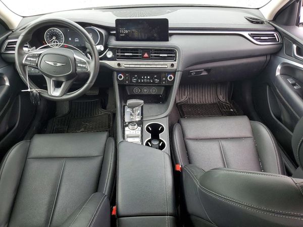2025 GENESIS G70
