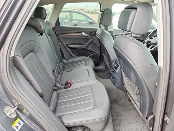 2019 AUDI Q5 quattro Premium Plus