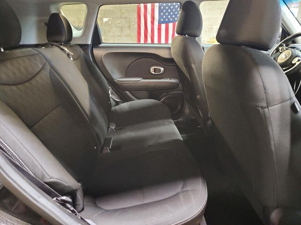 2019 KIA SOUL Base