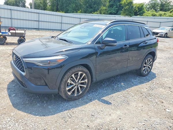2023 TOYOTA COROLLA CROSS
