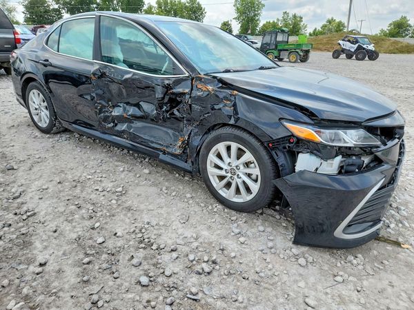 2023 TOYOTA CAMRY LE — Passenger 3/4