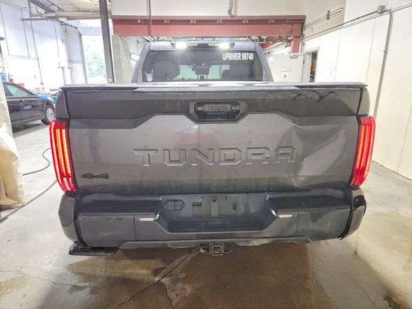 2024 TOYOTA TUNDRA SR5 — DIRR