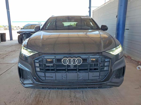 2019 AUDI Q8 S Line quattro Prestige