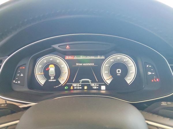 2019 AUDI Q8 S Line quattro Prestige